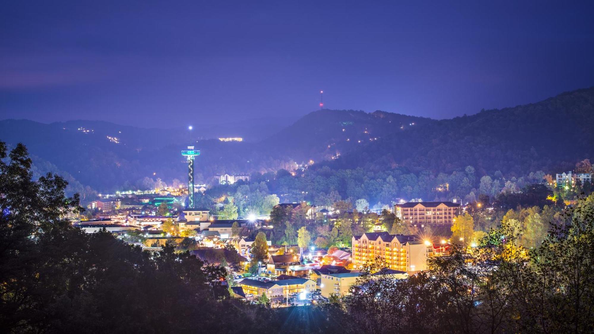 Her Majesty'S Way, Awesome Mtn Views, 1089 Free Tickets Each Paid Day, Dollywood And More 개틀린버그 외부 사진