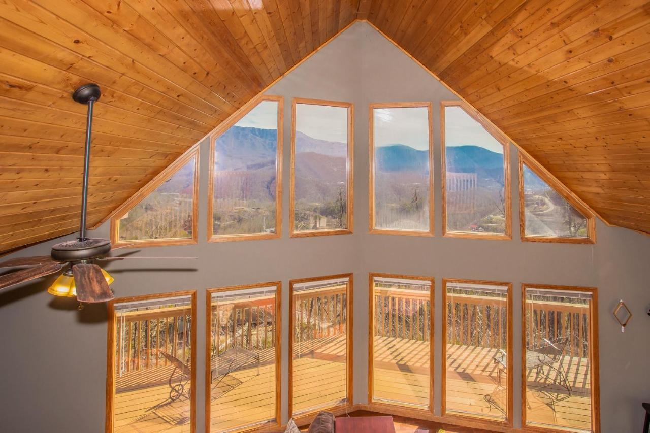 Her Majesty'S Way, Awesome Mtn Views, 1089 Free Tickets Each Paid Day, Dollywood And More 개틀린버그 외부 사진